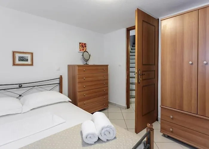 Triacanthos 2 Bedroom House Сasa de vacaciones *